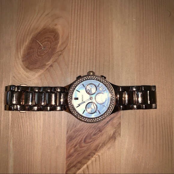 DKNY Pearl Rose Gold Watch! Shows Date!